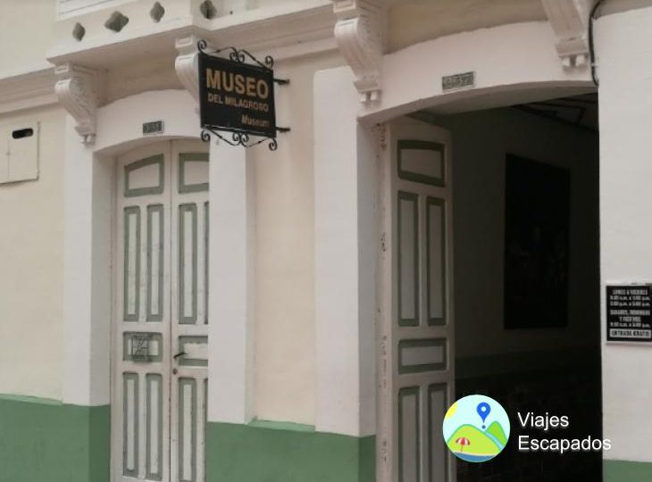 Entrada al Museo del Señor de los Milagros